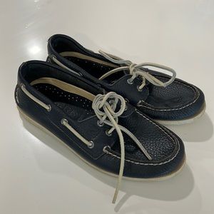 Sperry Men’s 2-Eye Blue Leather Boat Shoe Size 7 US